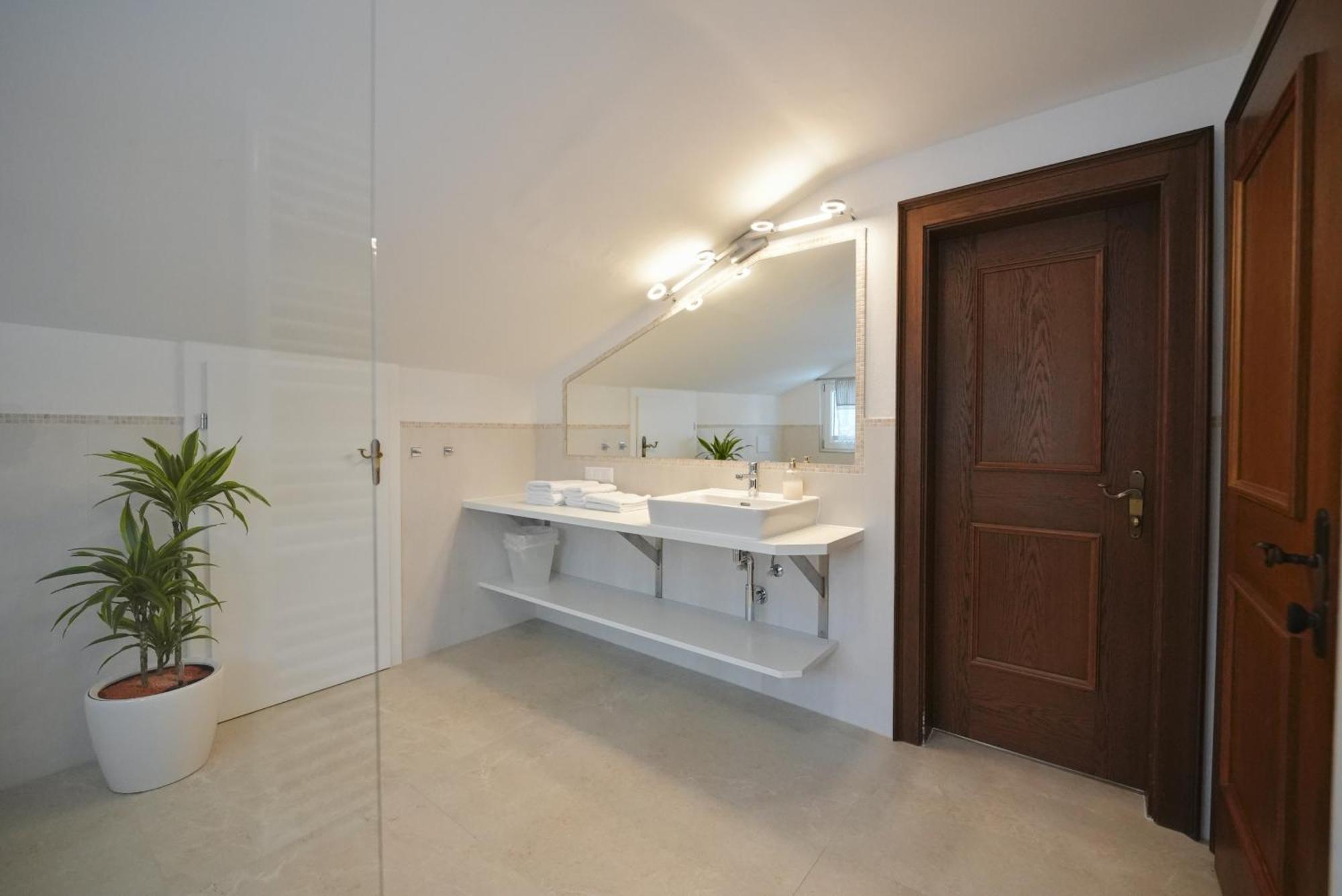 Appartements Stocker - Zur Schmiede ชลัดมิง ภายนอก รูปภาพ